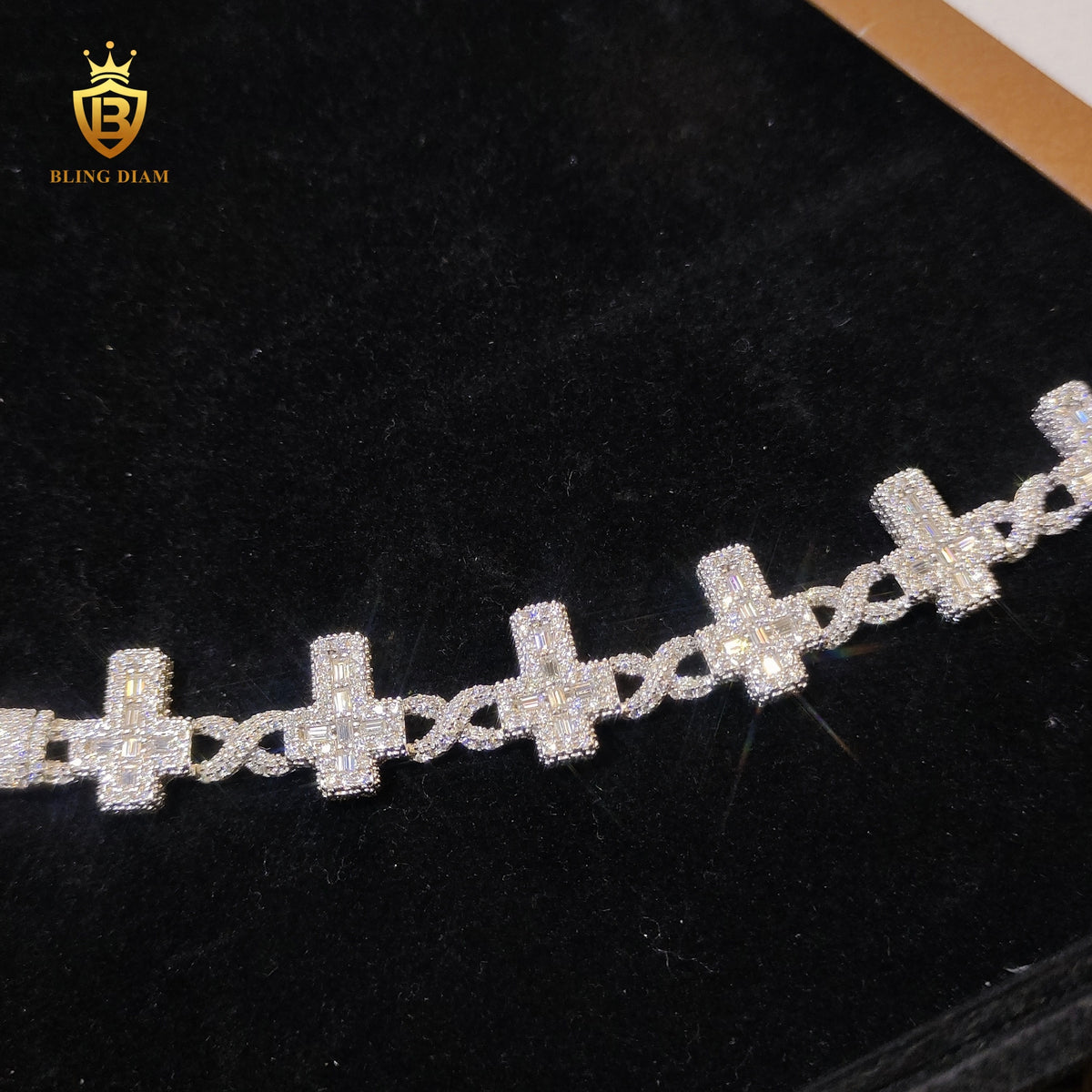 Cross Cuban Link Bracelet