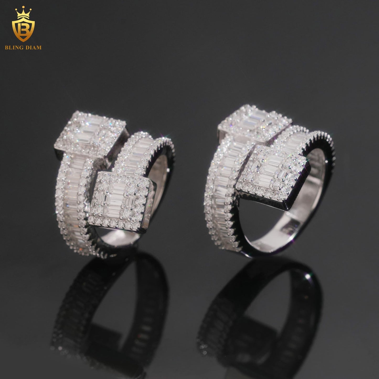 Rhodium-plated moissanite ring