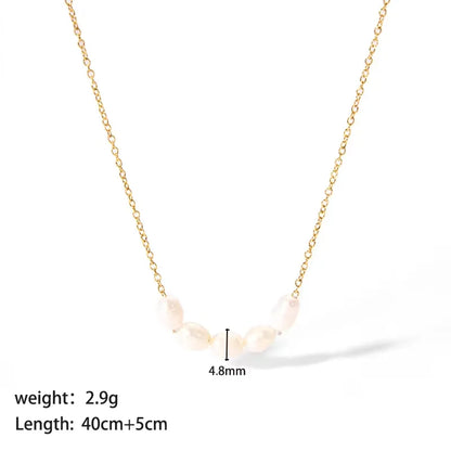Pearl Curve Necklace