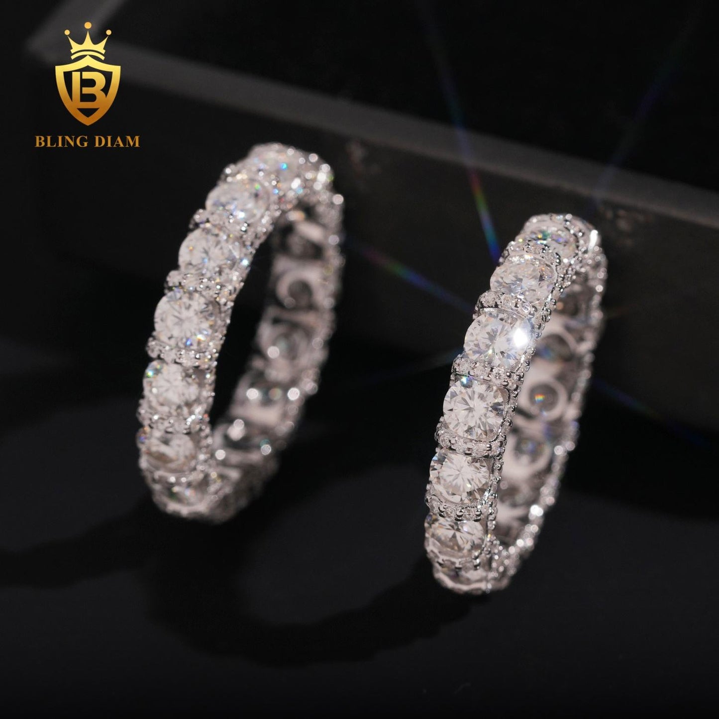 round-cut moissanite ring