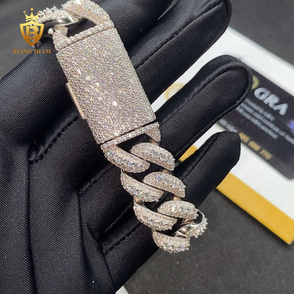 Raised Pointer Moissanite Cuban Link Bracelet