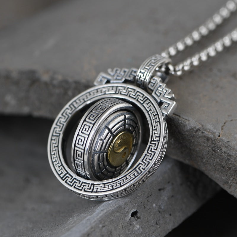 Rotating Pendant Necklace