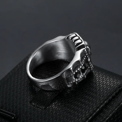 Zircon stone skull ring