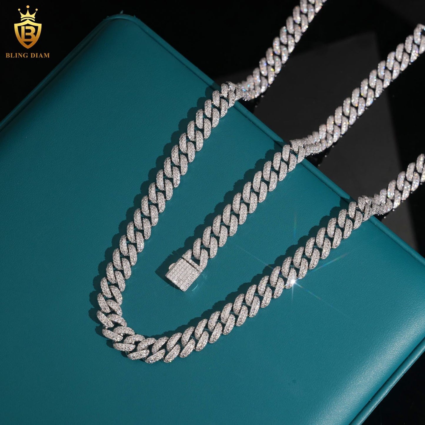 Moissanite in 925 Silver 10mm Miami Iced Out Cuban Link Chain