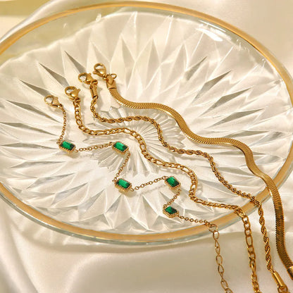 Green Cubic Zircon Heart Figaro Snake Chain Bracelet