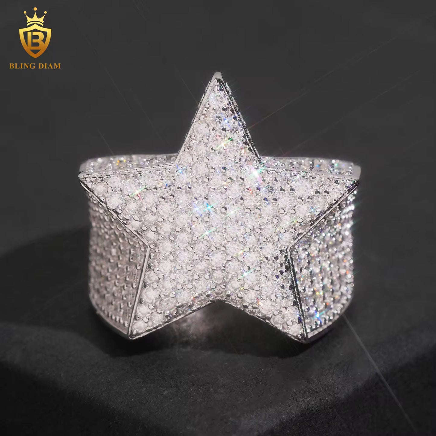 Star-design Cuban ring