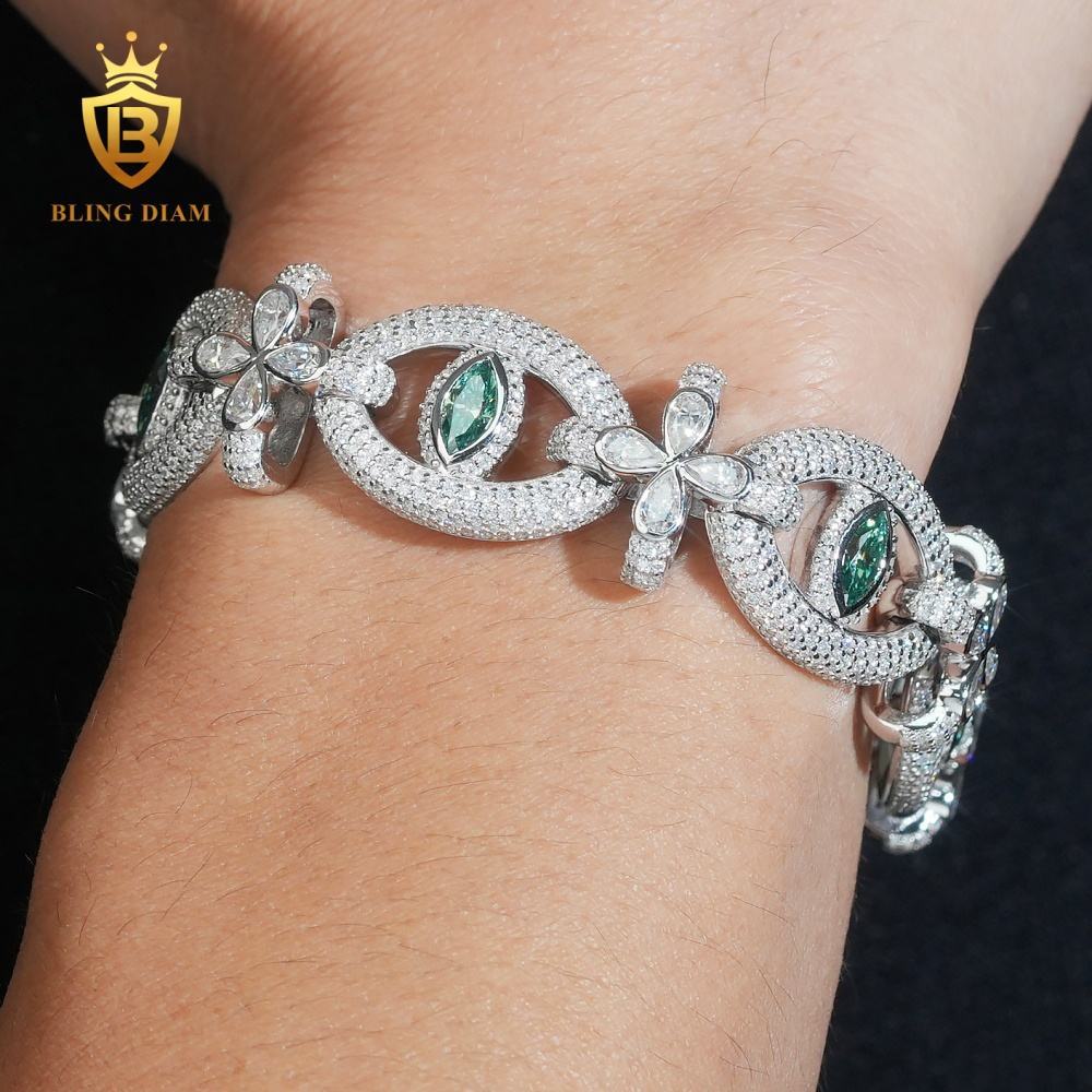 Cross Eyes Moissanite Bracelet