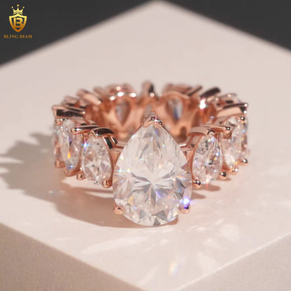 Big-size iced-out ring