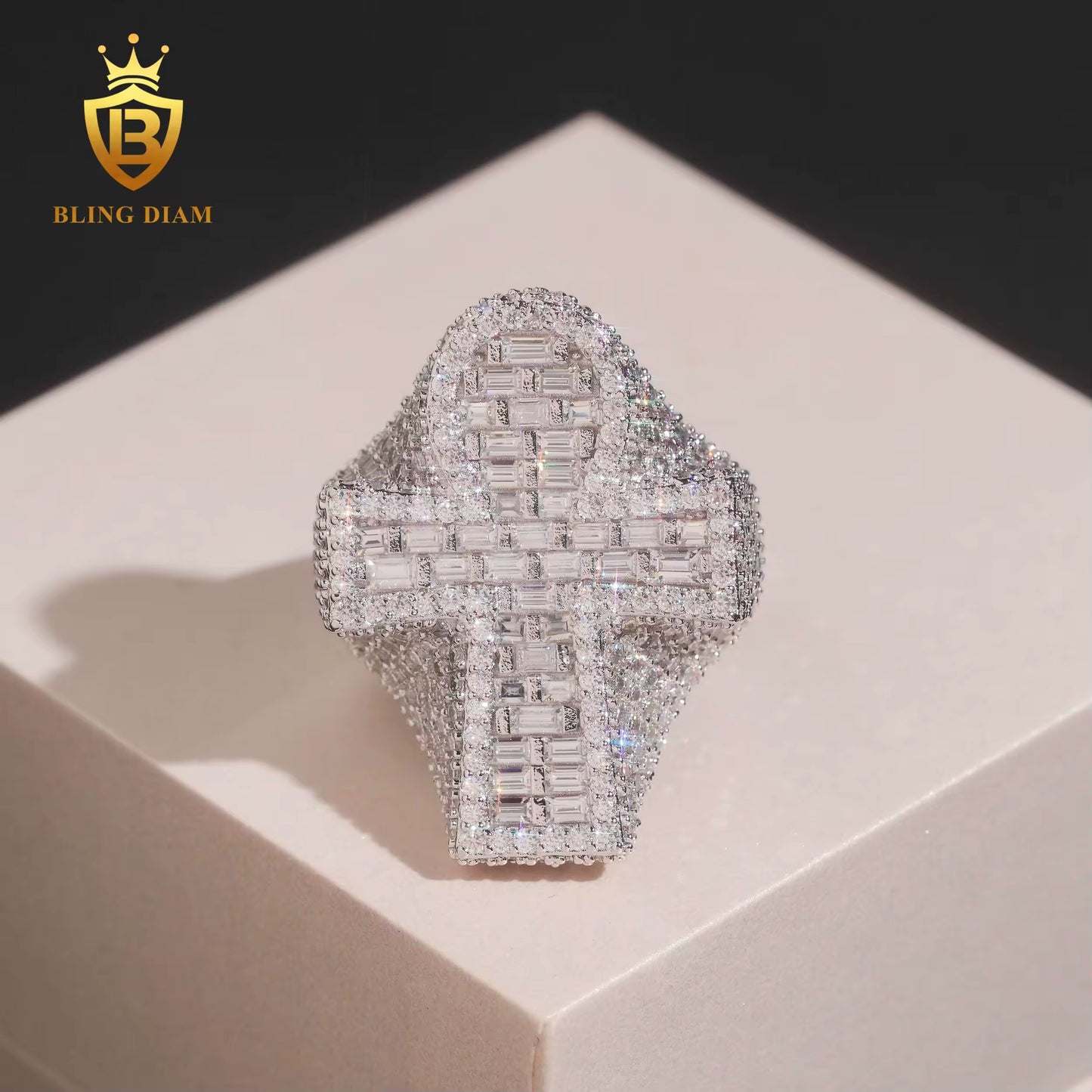 Cross design baguette-cut moissanite ring