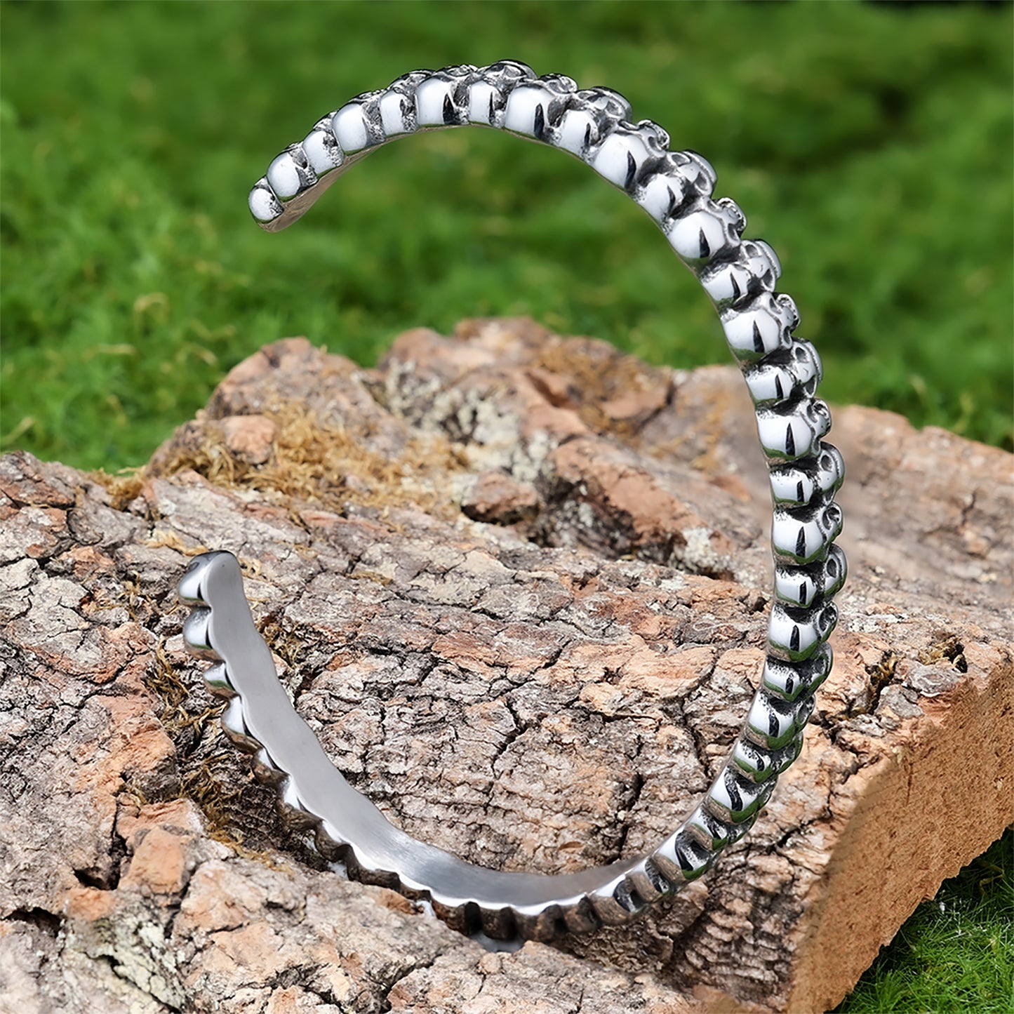 Skulls Cuff Bangle Bracelet