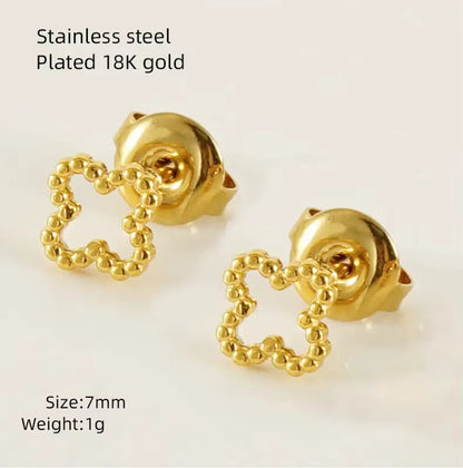 Heart-shaped Stud Earrings