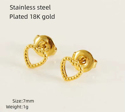 Heart-shaped Stud Earrings