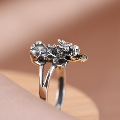 China Vintage Ring