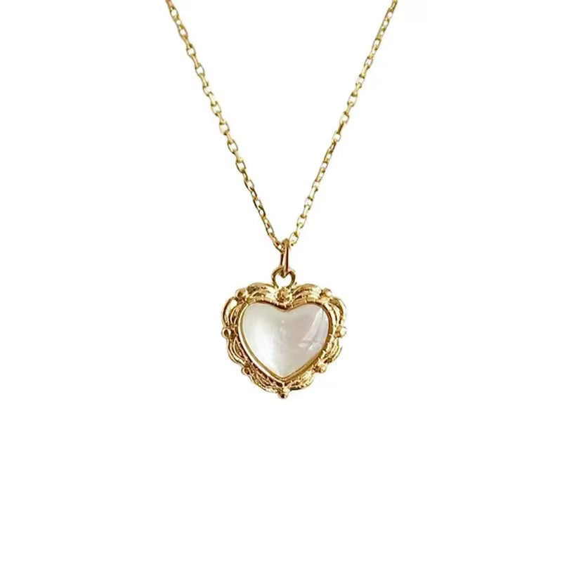 Star White Shell Pendant Necklace