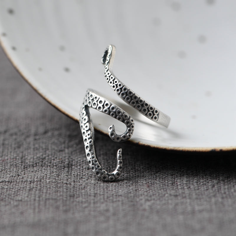 Tentacle ring