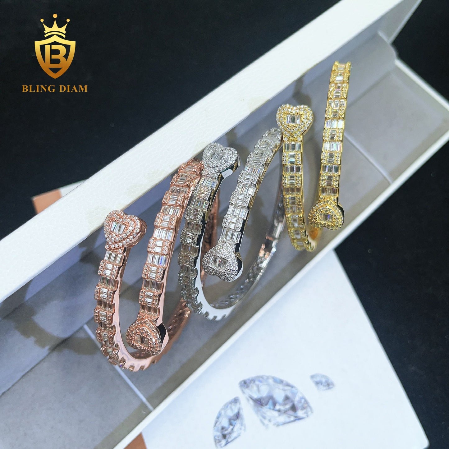 Rose Gold Heart Moissanite Bangle