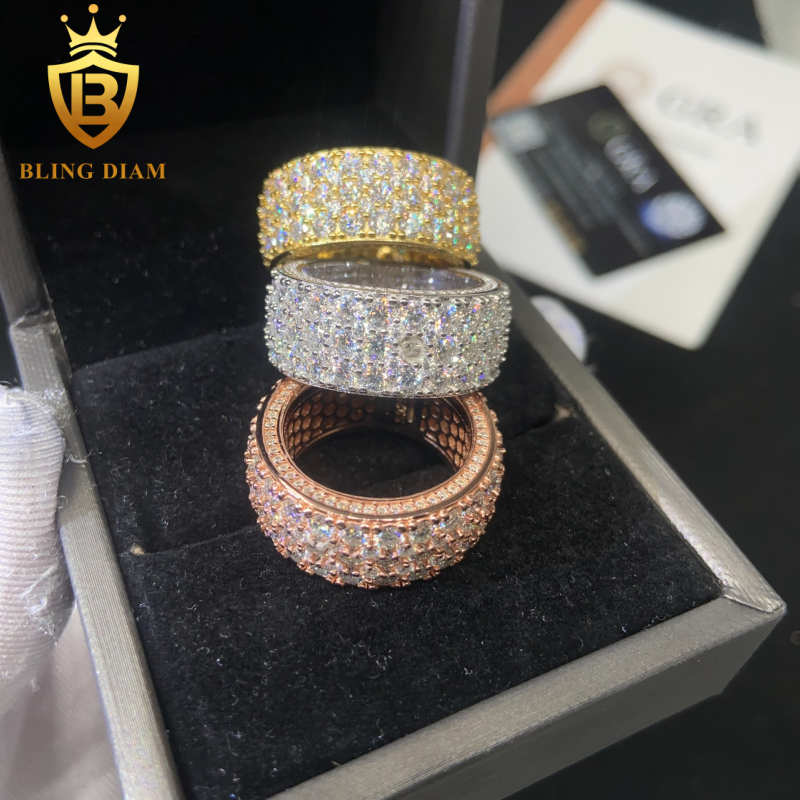 Iced-out men’s moissanite ring
