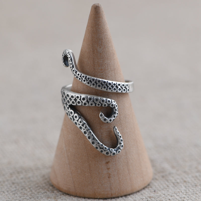Tentacle ring