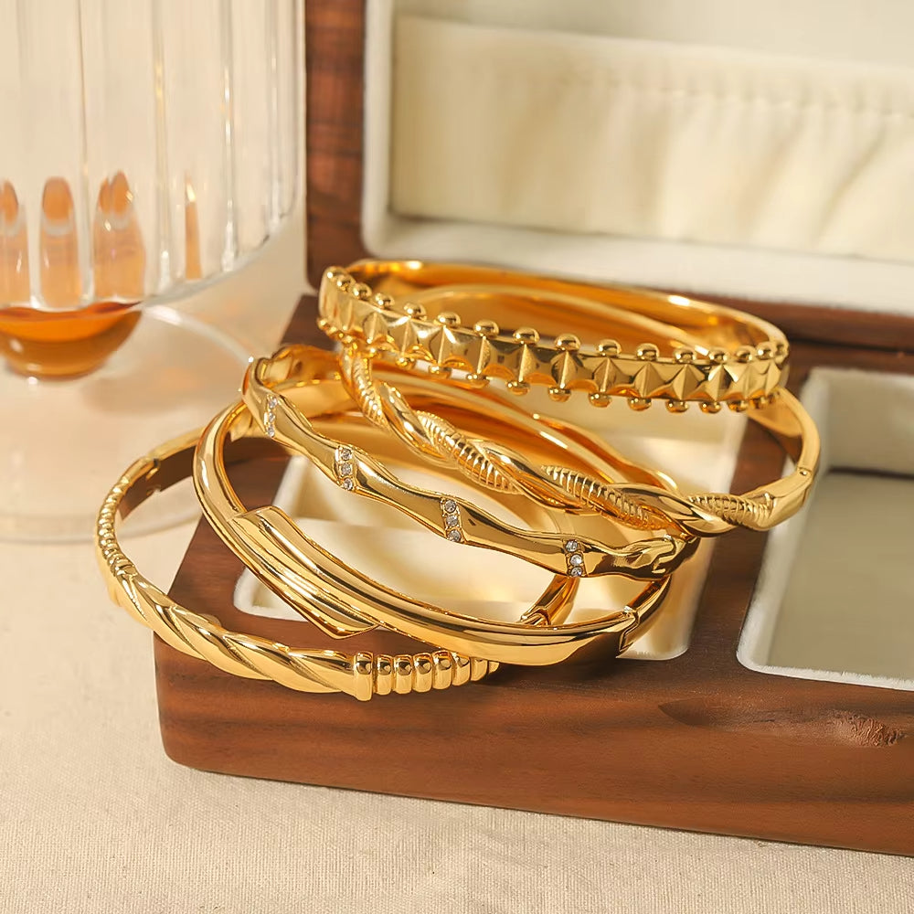 Twisted Cuff Bangle Luxury Bracelet