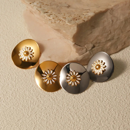 Daisy Flower Stud Earrings