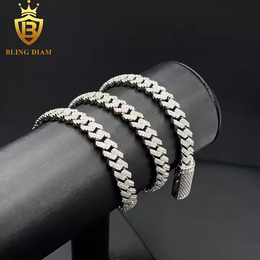 Signature Cuban Link - 8mm VVS Moissanite, 925 Sterling Silver