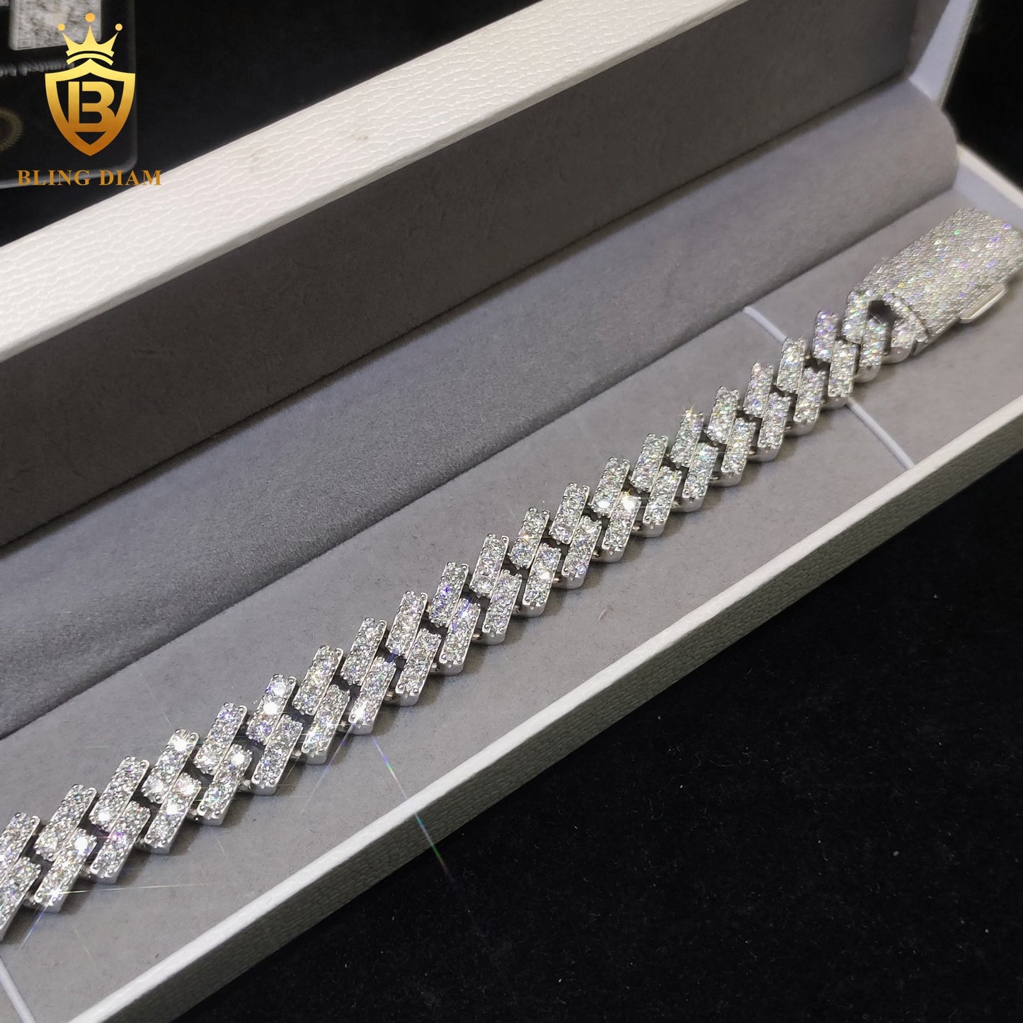 1 Row Iced Out Moissanite Bracelet