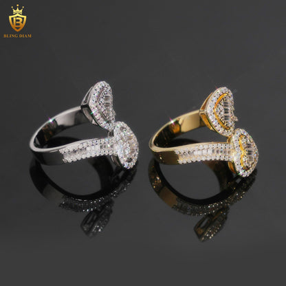 heart-design moissanite ring