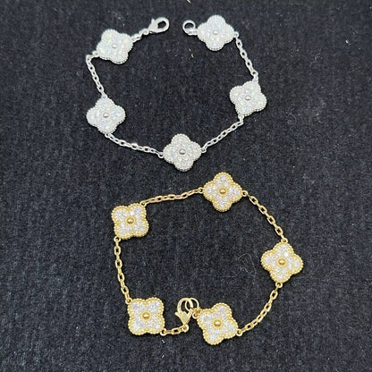 Clover Moissanite Bracelet