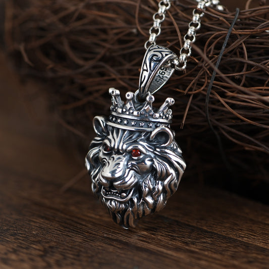 Rock Crown lion Necklace