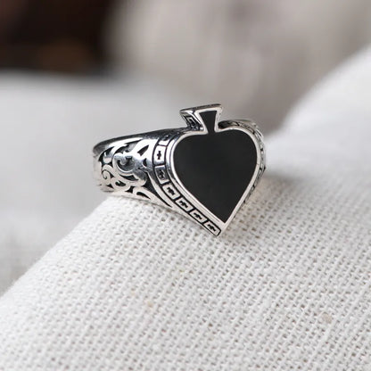 Retro Spade Ring