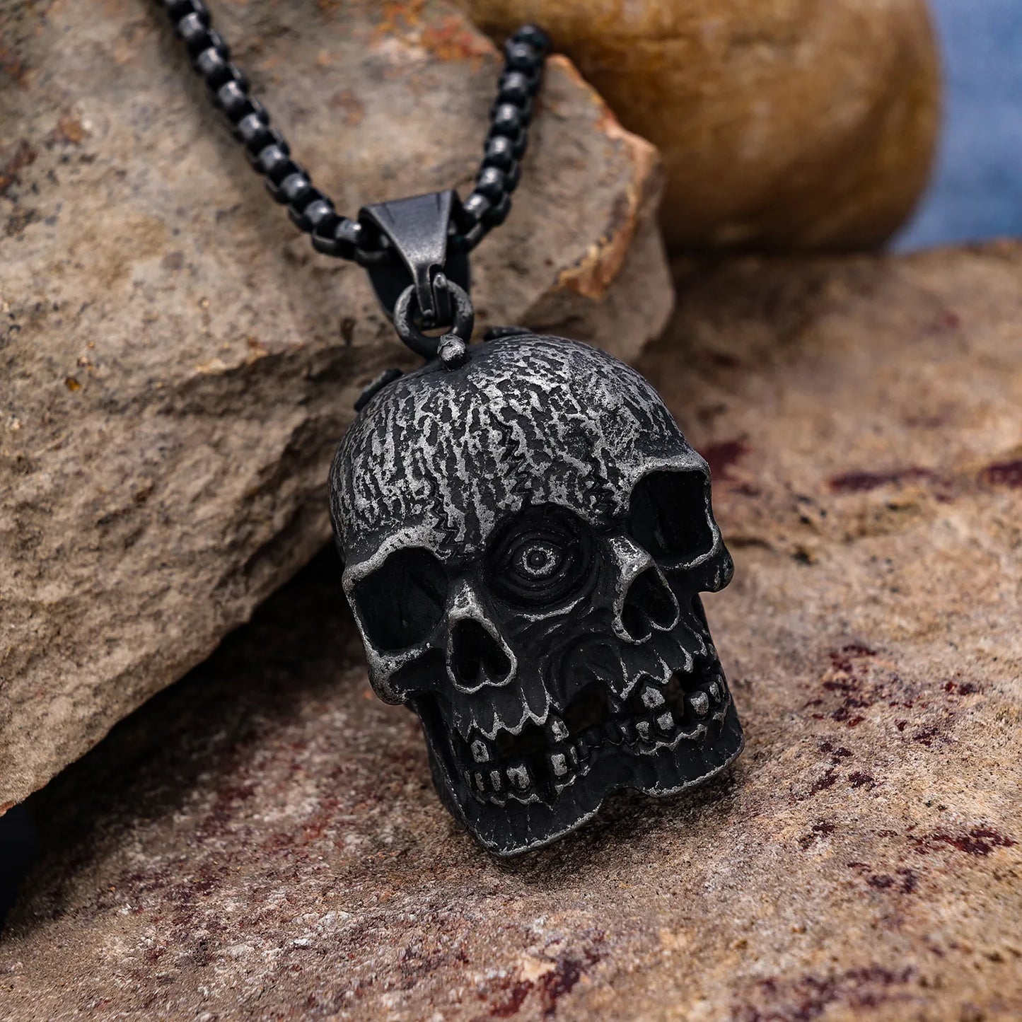 Men's Skull Pendant