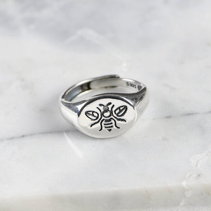 Bee Design Ring