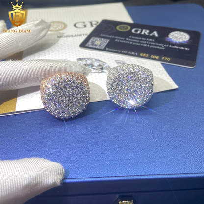 Round brilliant moissanite ring