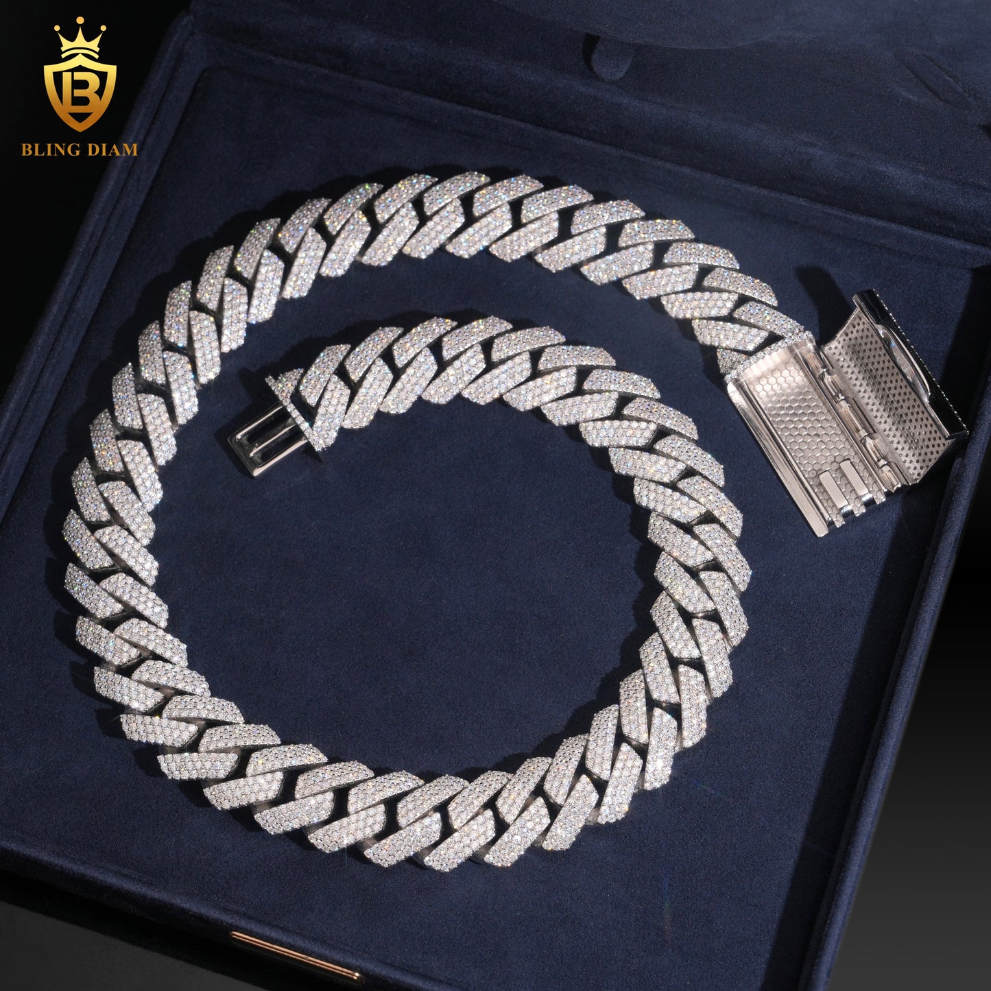 Moissanite 20mm VVS Diamond Big Cuban Link Chain
