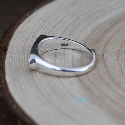 Geometric ring