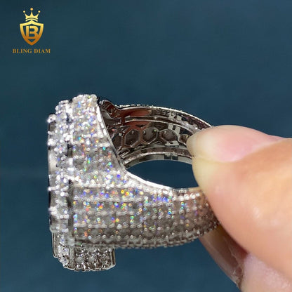 Baguette-cut cross ring