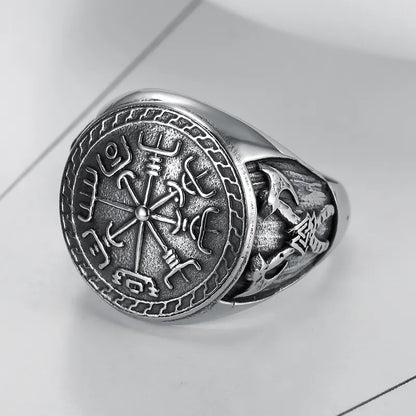 Vegvisir Compass Ring