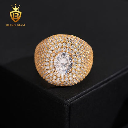 Oval moissanite ring