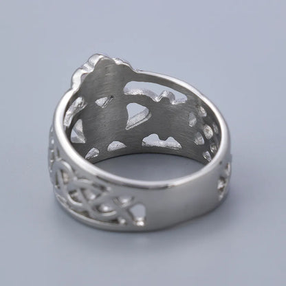 Irish Celtic Claddagh ring