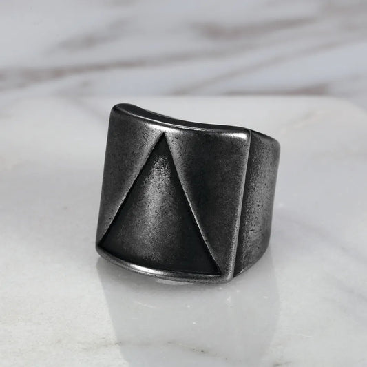 Turkish Triangle Ring
