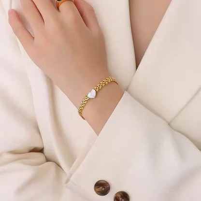 Heart Pendant Bracelet