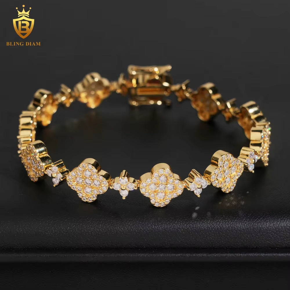 Luxury Four-Leaf Clover Bracelet