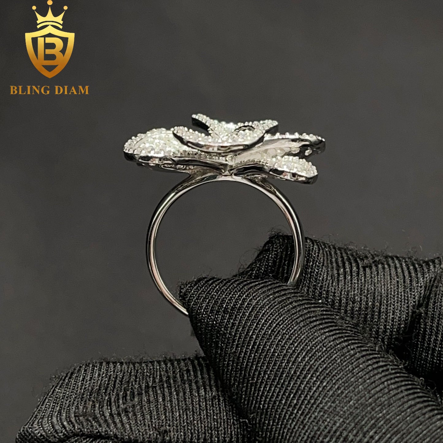 Flower-design moissanite ring